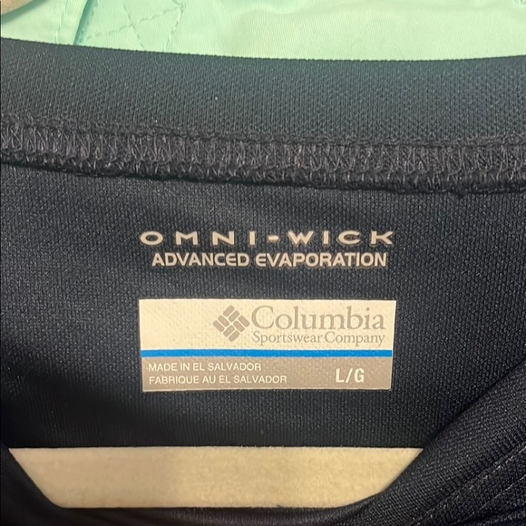 Columbia Men's Navy Blue Shirt - Picture 2 of 2